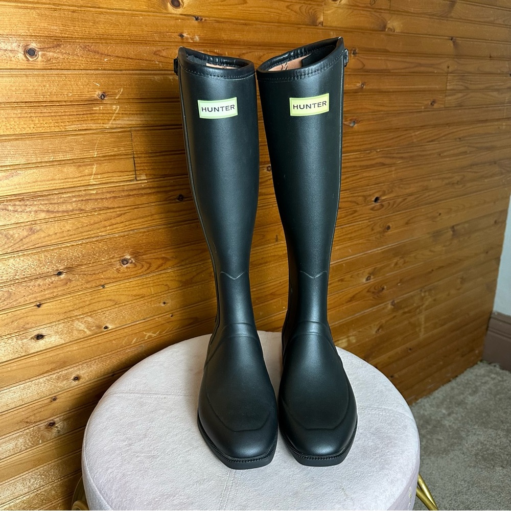Hunter Boots (Duke of Wellington rain boots) Size 6